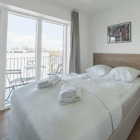Fantastic W Balcony